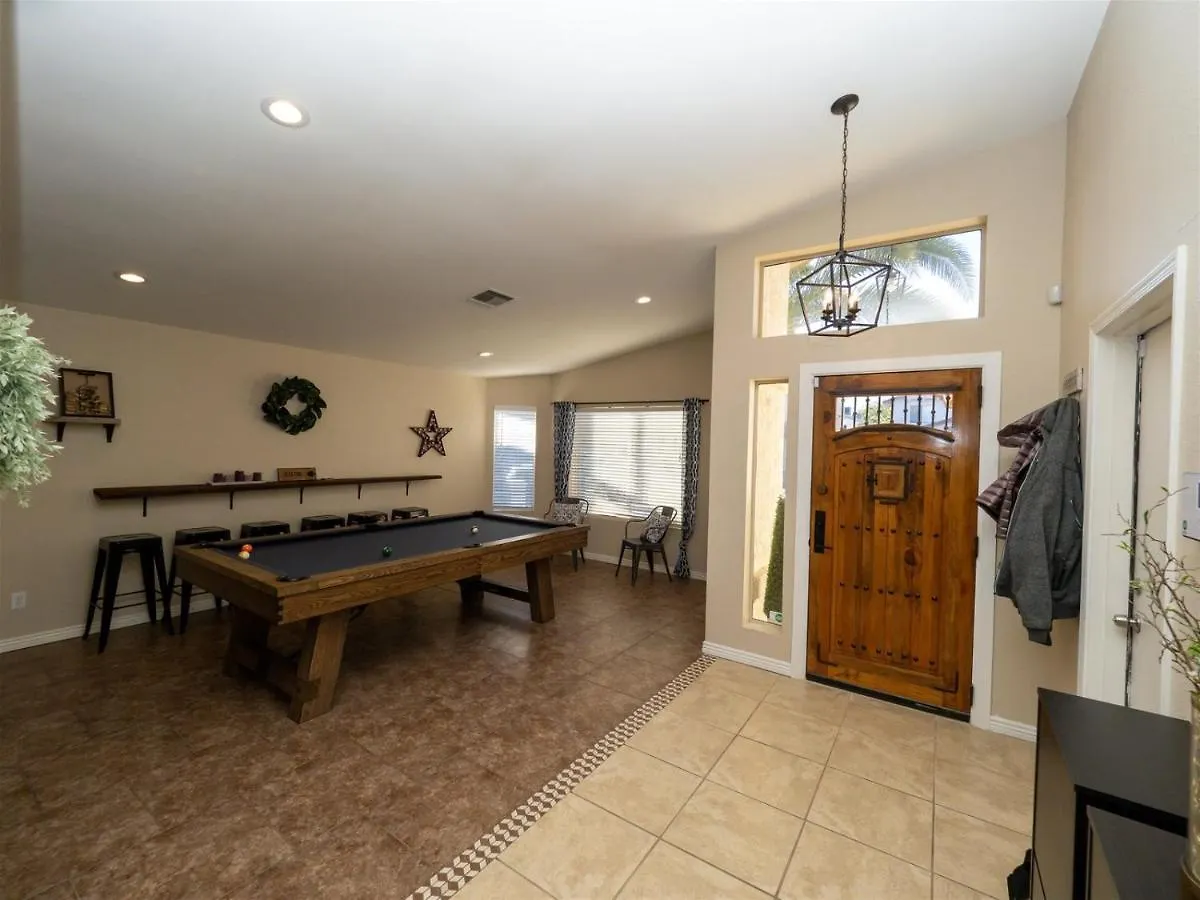 Casa vacanze Spacious House With Pool Heater, Hot Tub, Billiards Phoenix