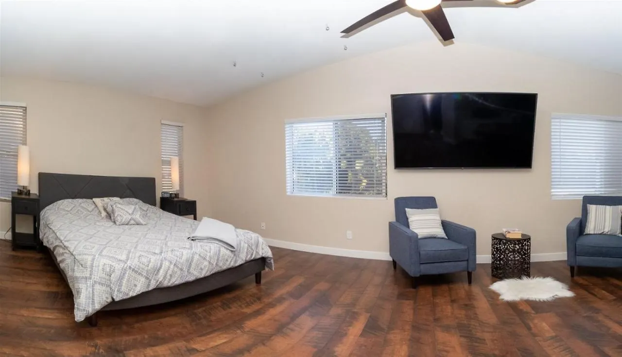 Spacious House With Pool Heater, Hot Tub, Billiards Phoenix